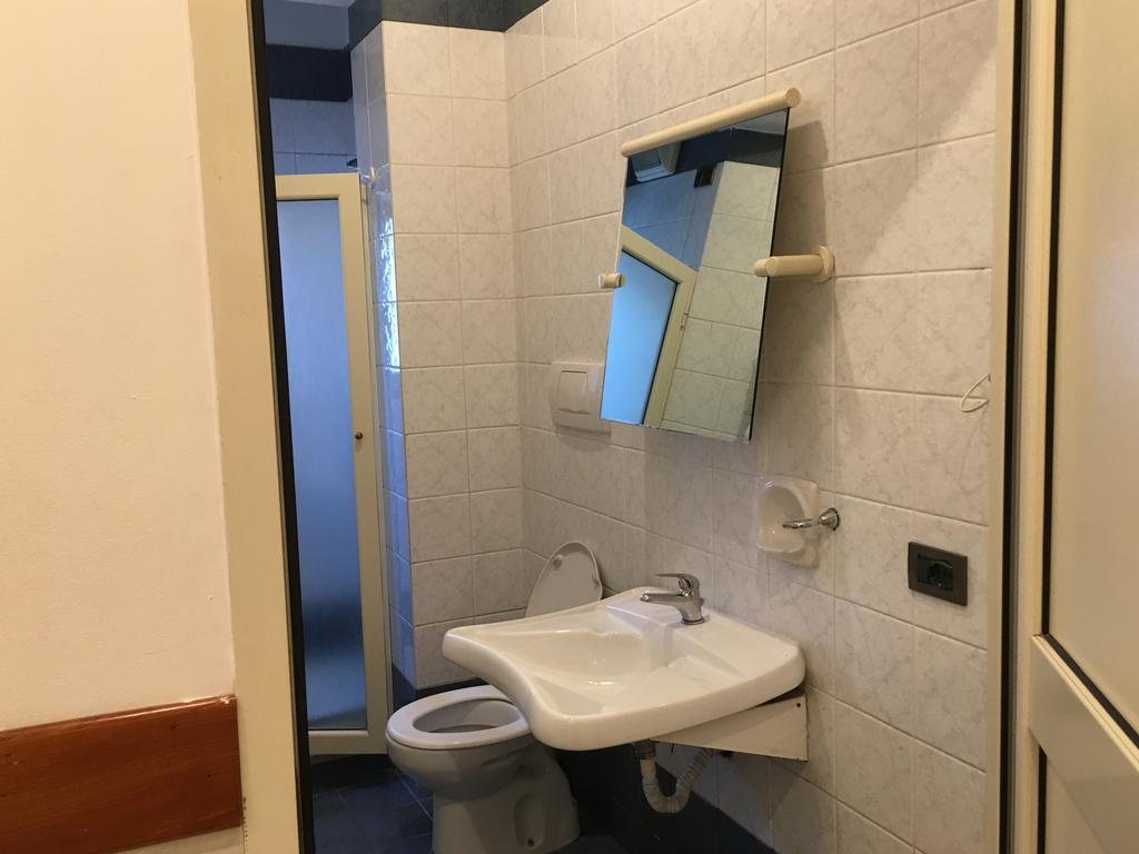 Hotel Planet Рим Екстериор снимка
