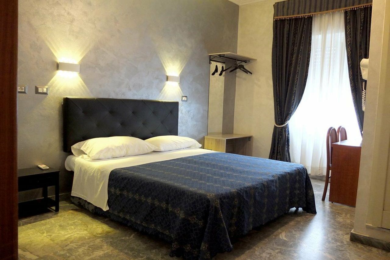 Hotel Planet Рим Екстериор снимка